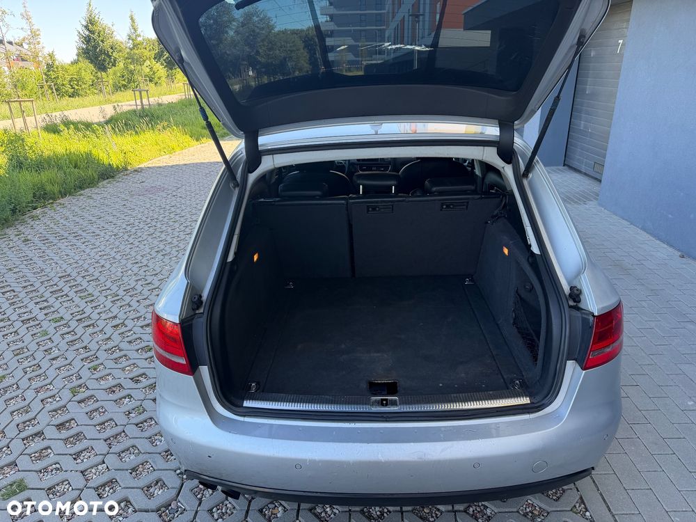 Audi A4 Avant 2.0 TDI - 10
