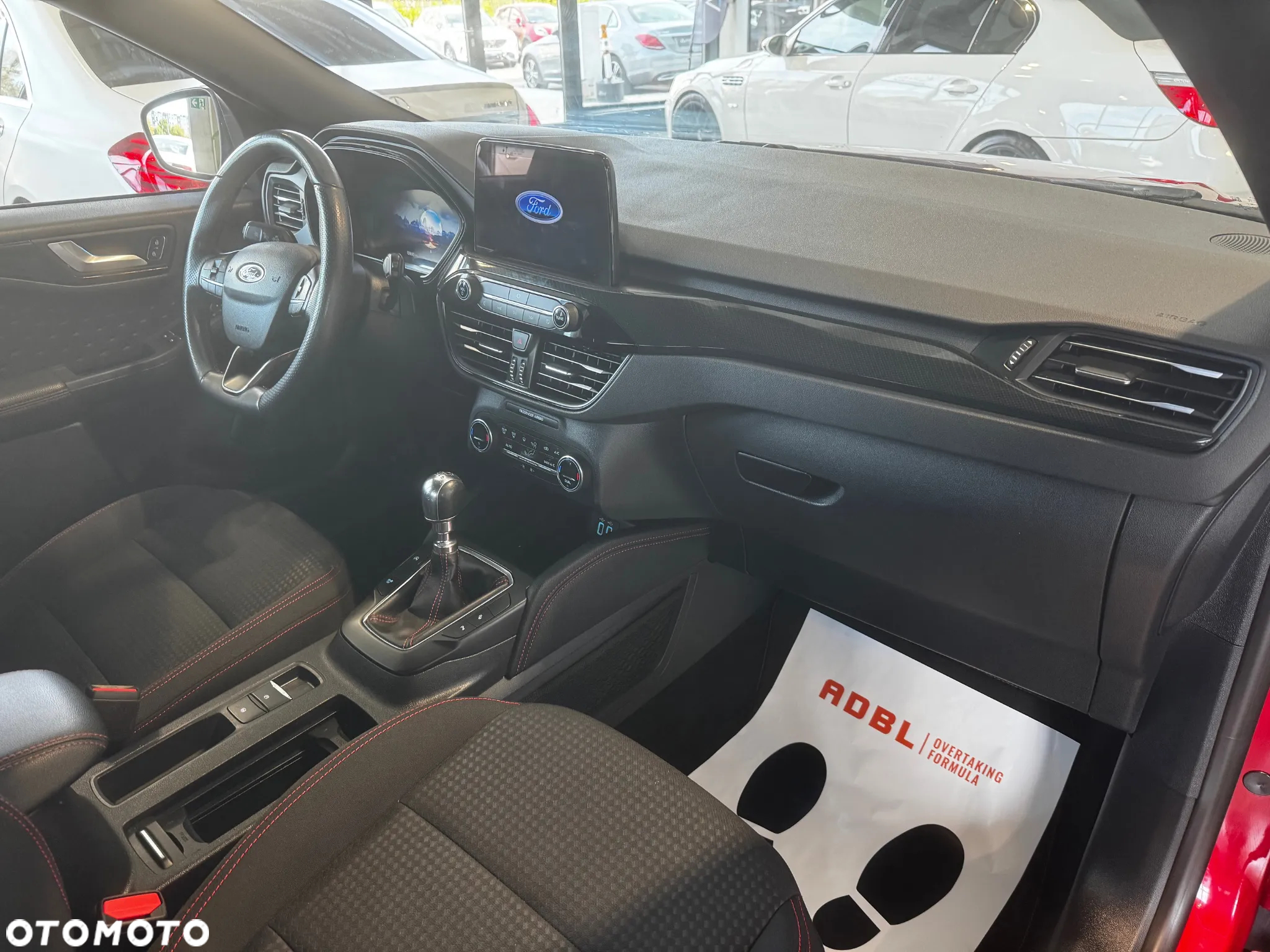 Ford Kuga 2.0 EcoBlue Hybrid ST-LINE - 17