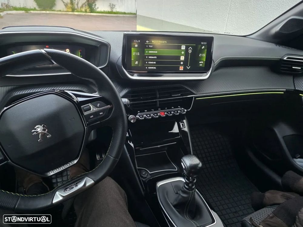 Peugeot 208 - 7