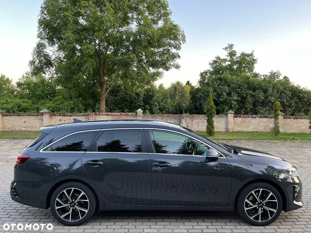 Kia Ceed 1.6 CRDi SCR L Business Line Plus - 10