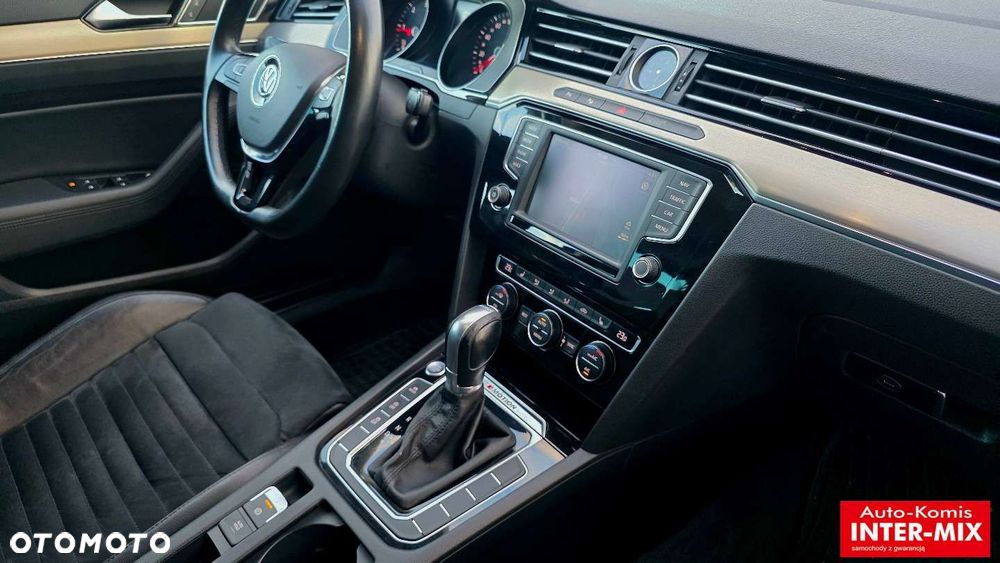 Volkswagen Passat - 40