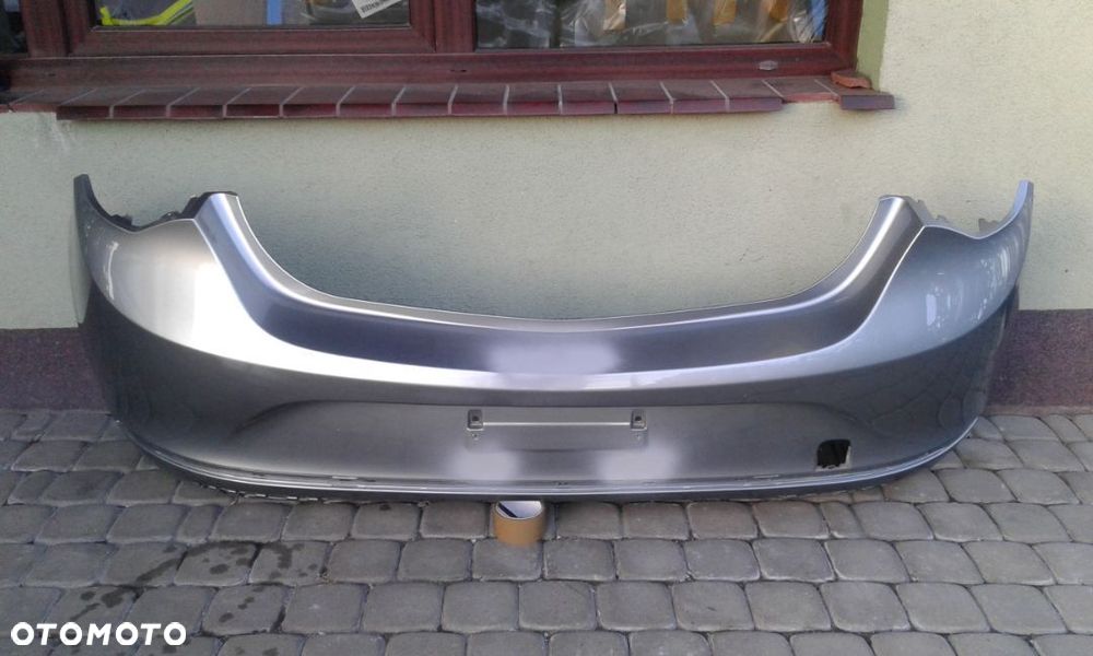 Opel Astra 4 J Lift HB ZDERZAK tyl - 1