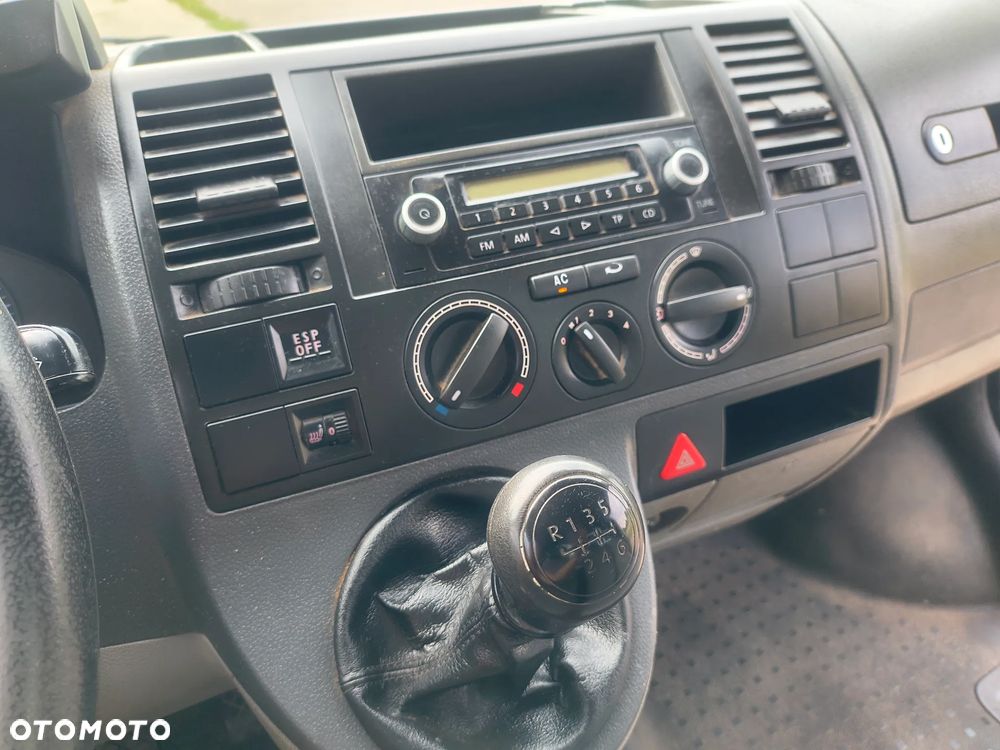 Volkswagen T5 - 31