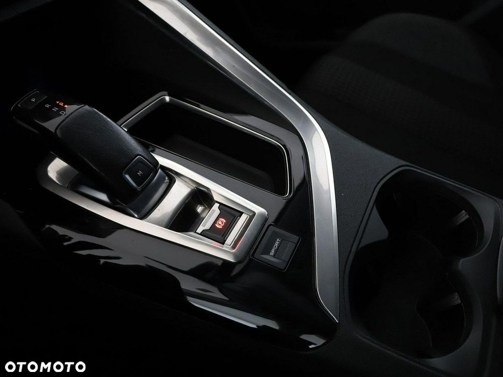 Peugeot 5008 BlueHDI 130 EAT8 Active Business-Paket - 31