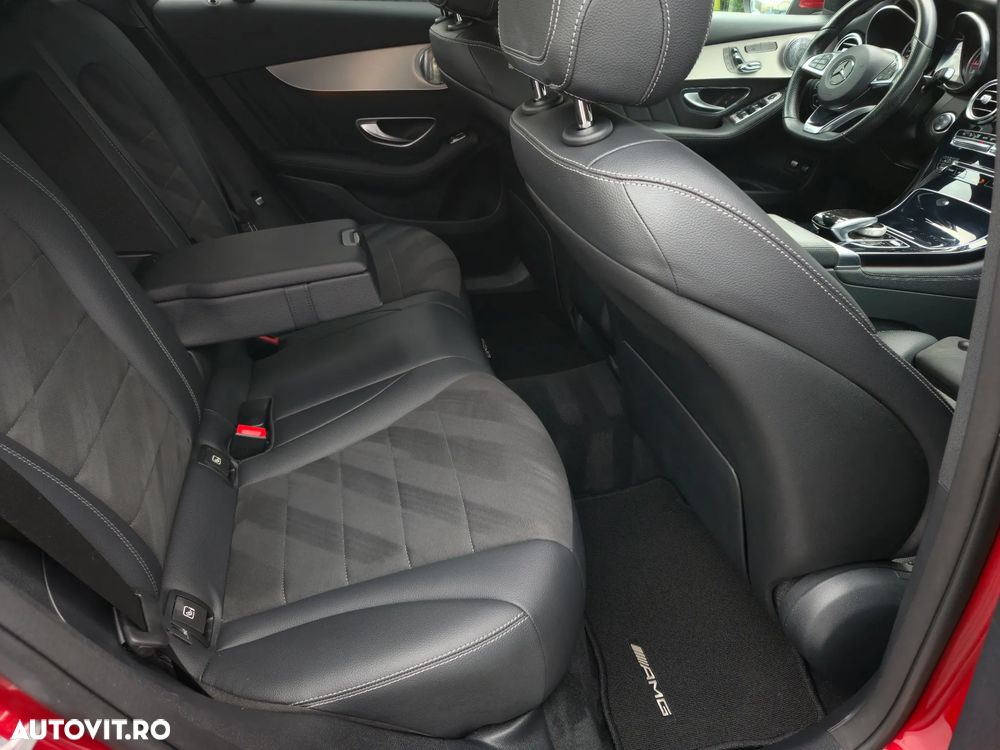 Mercedes-Benz GLC Coupe 250 4Matic 9G-TRONIC AMG Line - 26