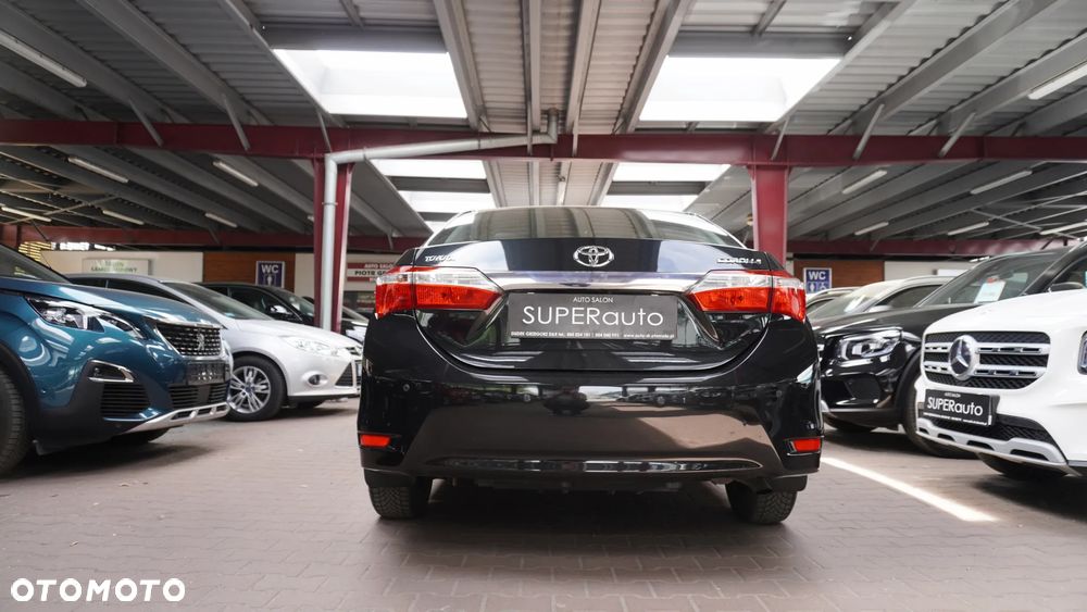 Toyota Corolla 1.6 Active - 16