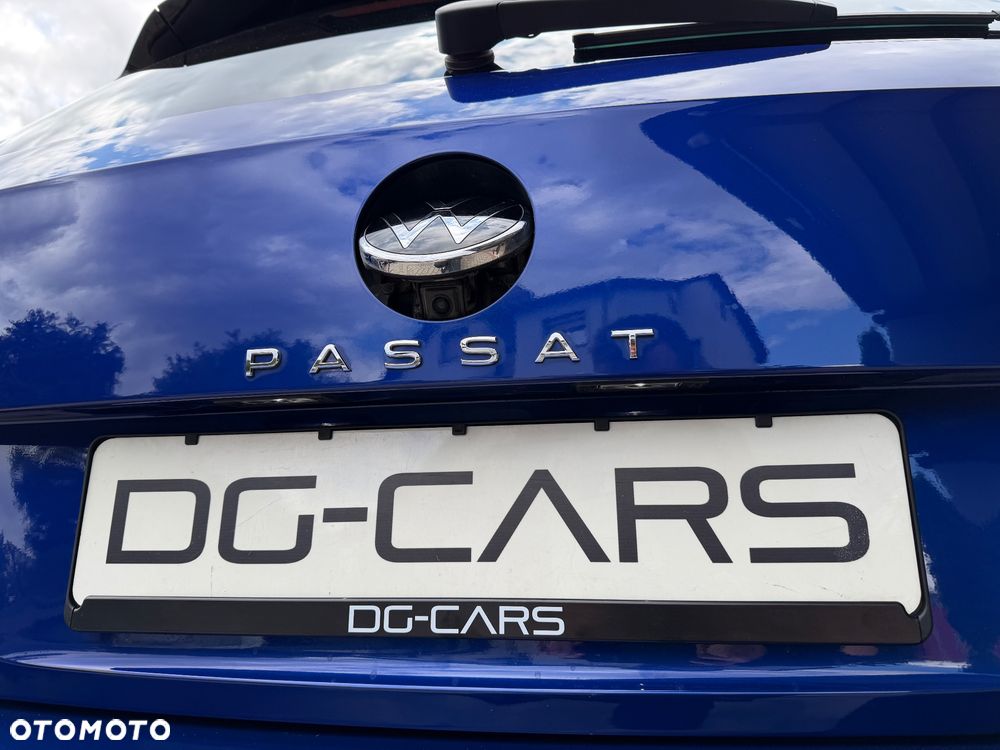 Volkswagen Passat Variant 2.0 TDI SCR BlueMotion Highline - 36