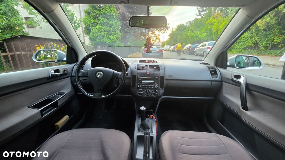 Volkswagen Polo 1.4 16V Trendline - 6