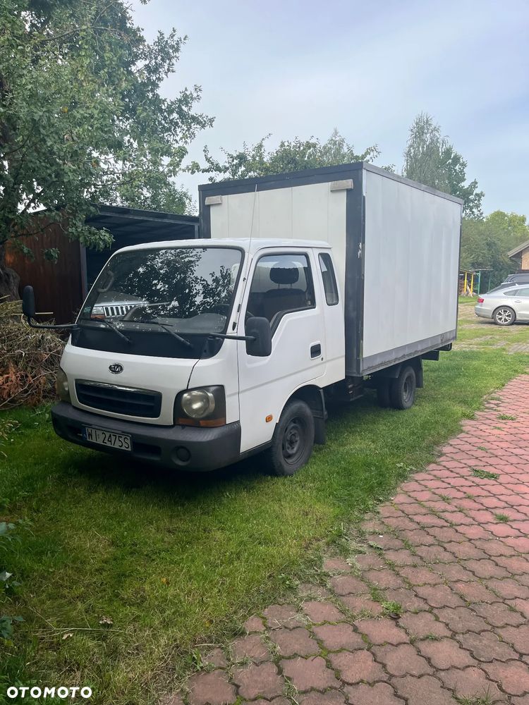 Kia K2700