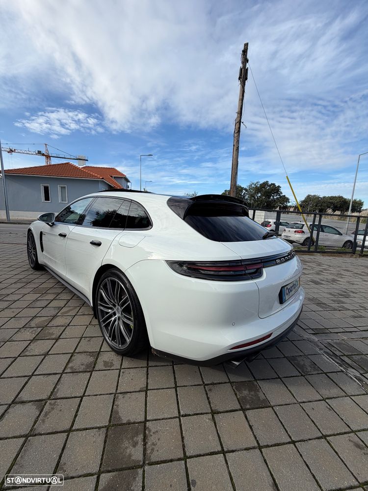 Porsche Panamera Sport Turismo 4 E-Hybrid 10 Years Edition - 11