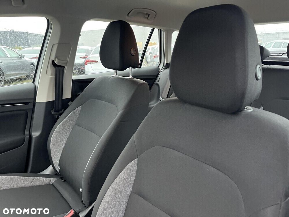 Skoda Kamiq 1.0 TSI Essence - 13