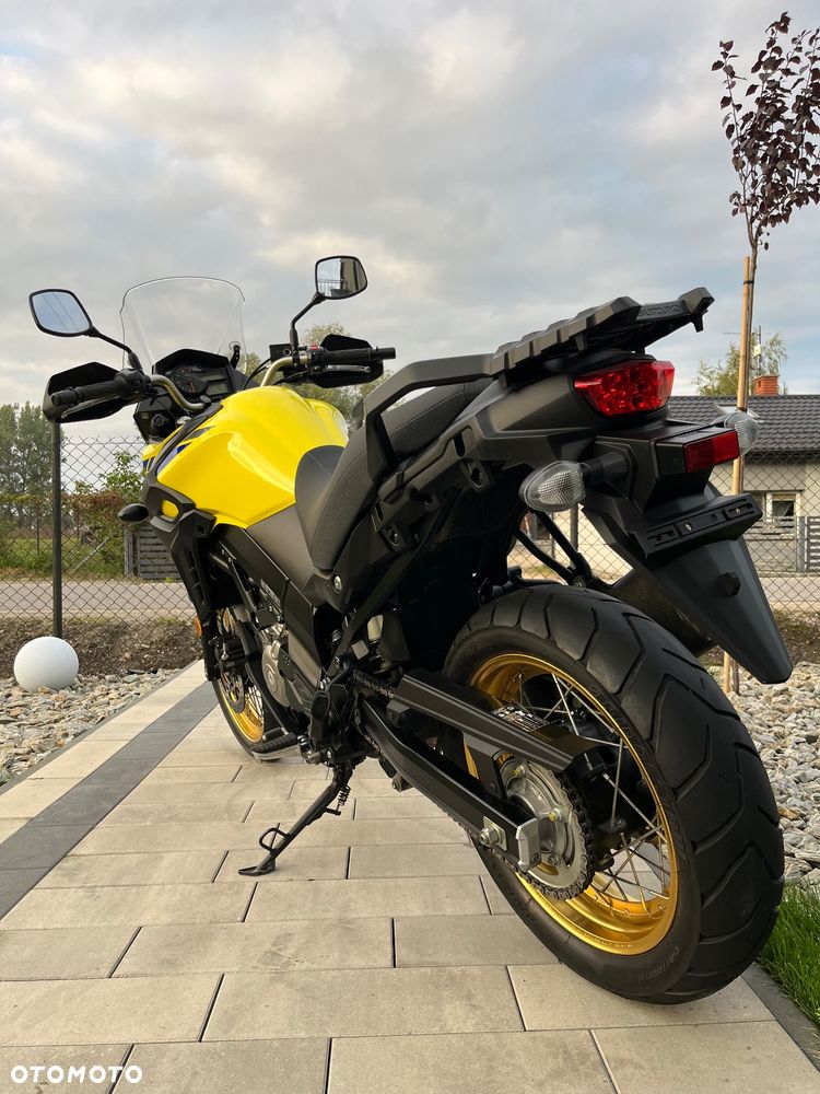 Suzuki V-STROM - 4