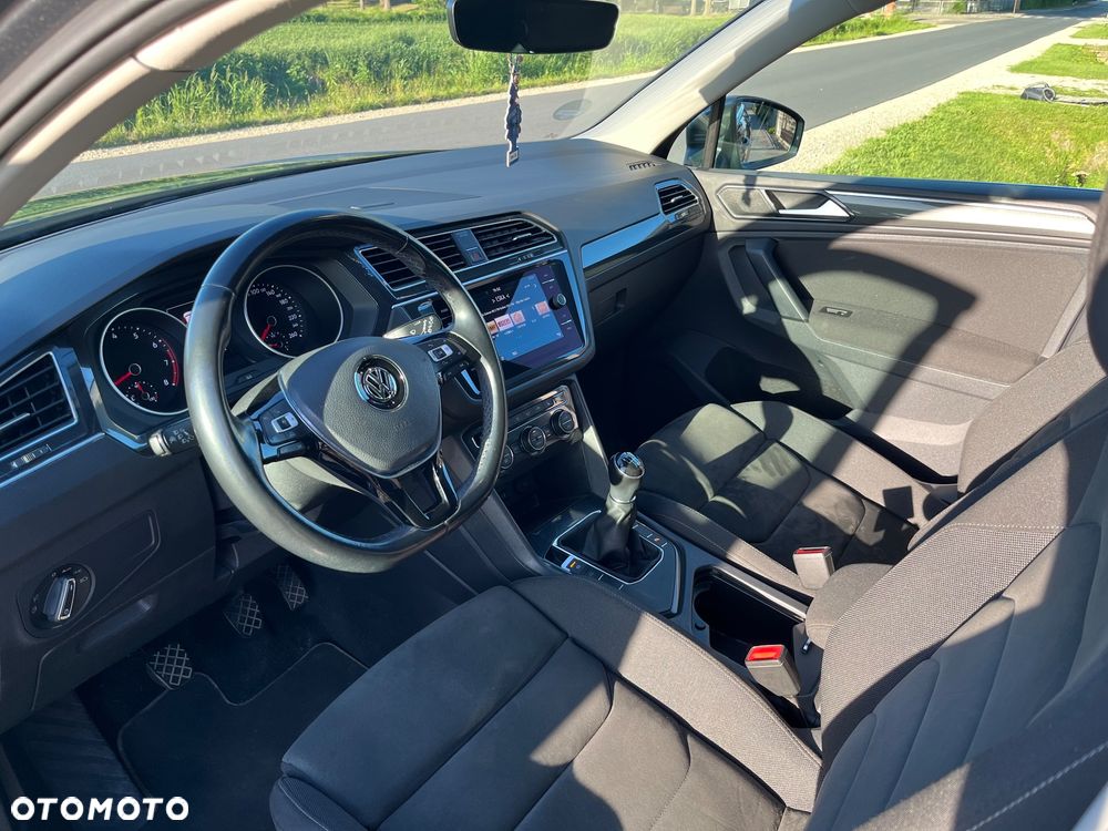 Volkswagen Tiguan 1.4 TSI BMT Comfortline - 10