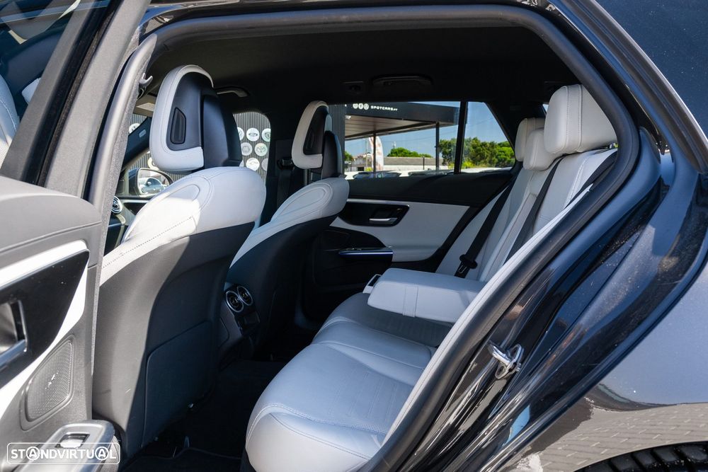Mercedes-Benz C 300 d AMG Line - 15