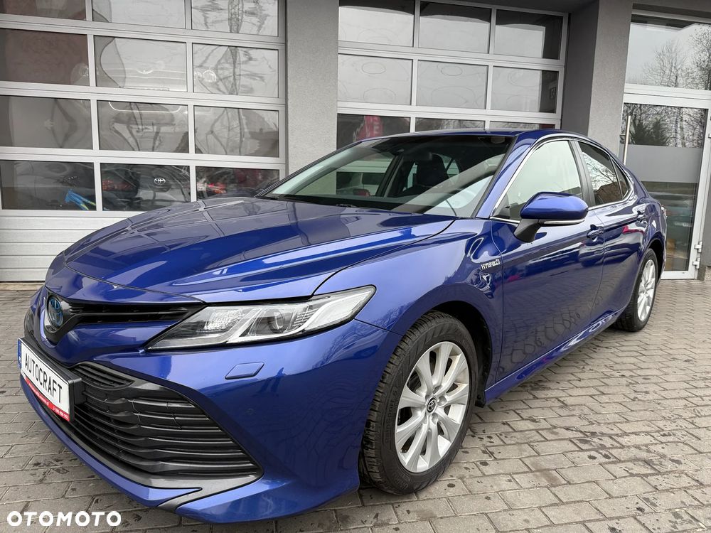 Toyota Camry 2.5 Hybrid Comfort CVT - 22