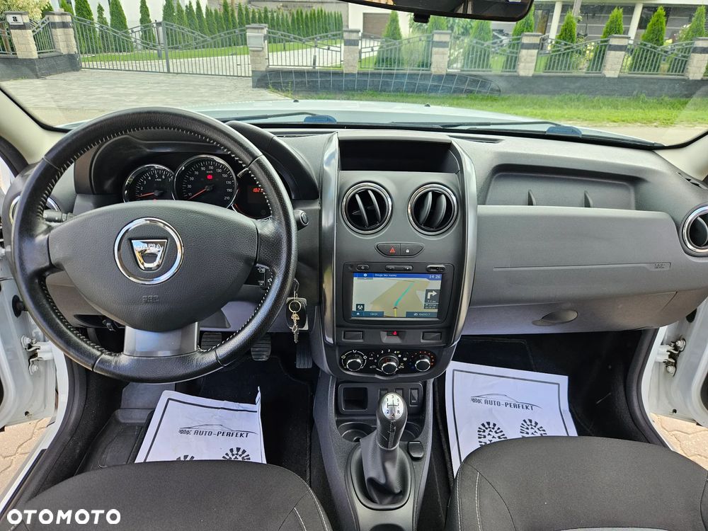 Dacia Duster 1.6 SCe Prestige - 22