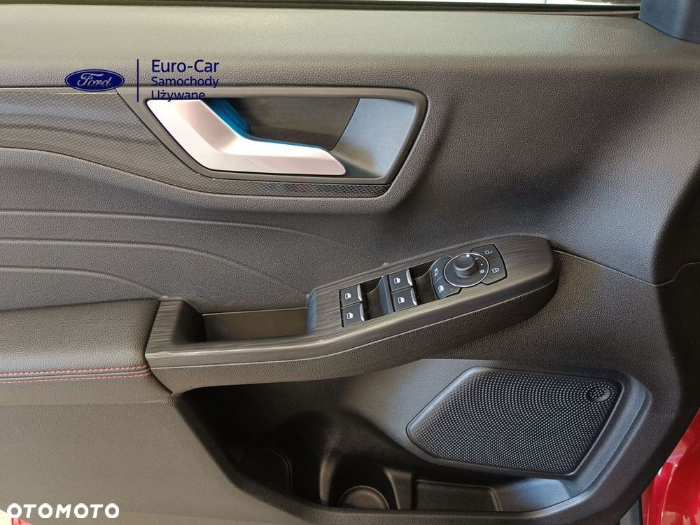 Ford Kuga 2.5 Duratec PHEV ST-LINE X - 31