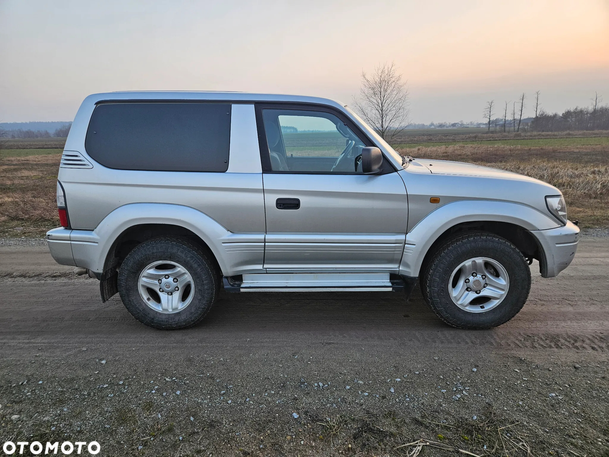 Toyota Land Cruiser - 5