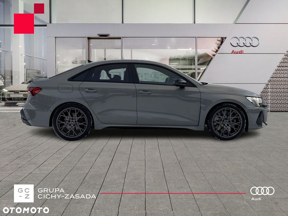 Audi RS3 Limousine - 6