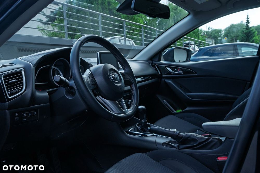 Mazda 3 - 16