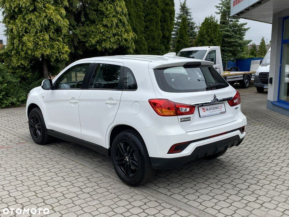 Mitsubishi ASX - 8