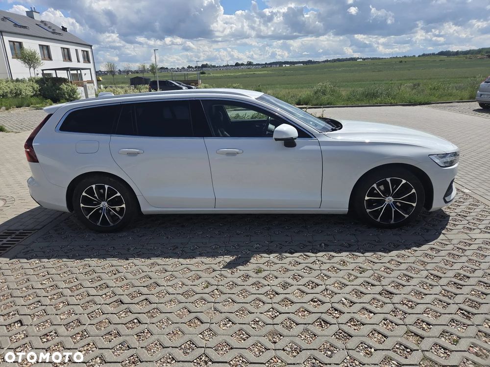 Volvo V60 D4 Geartronic Momentum - 27