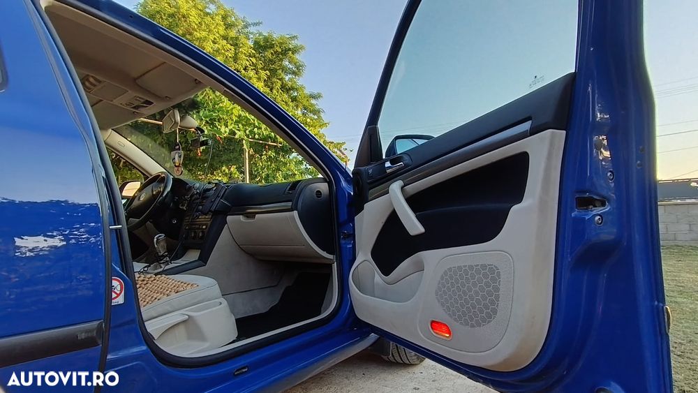Skoda Octavia - 7
