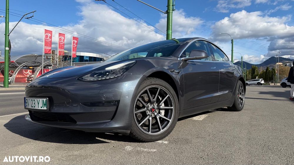 Tesla Model 3 Langstreckenbatterie Allradantrieb Dual Motor - 14