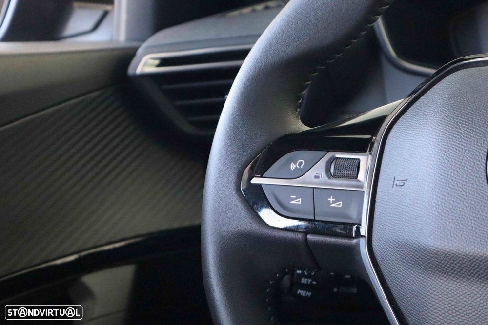 Peugeot e-2008 50 kWh Allure - 22