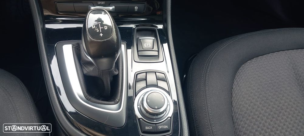 BMW 218 Active Tourer d Aut. Sport Line - 20