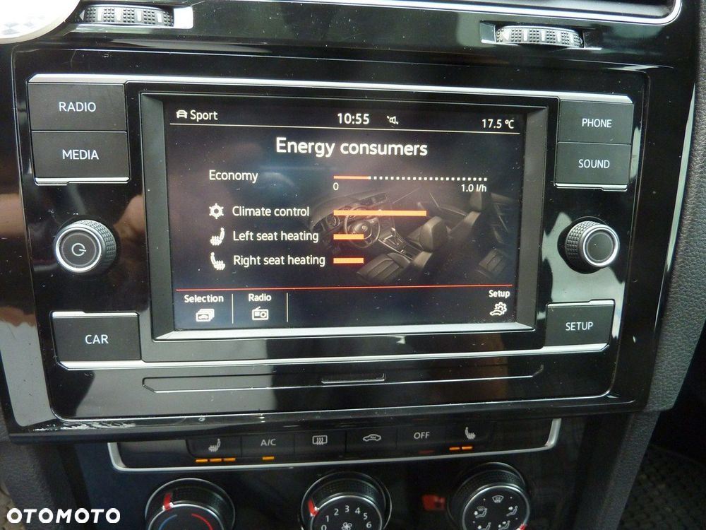 Volkswagen Golf - 27