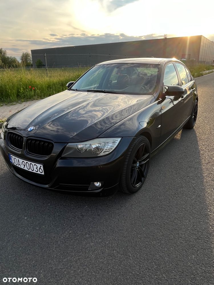 BMW Seria 3 320i - 1
