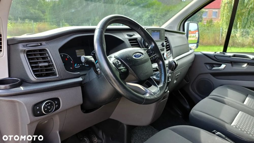 Ford Transit Custom - 10