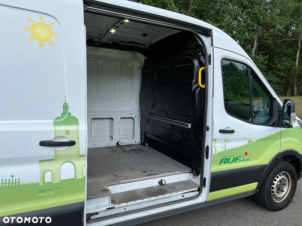 Ford Transit - 18