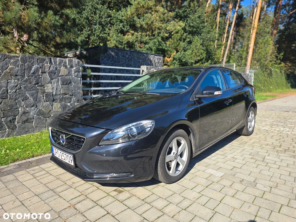 Volvo V40 - 1