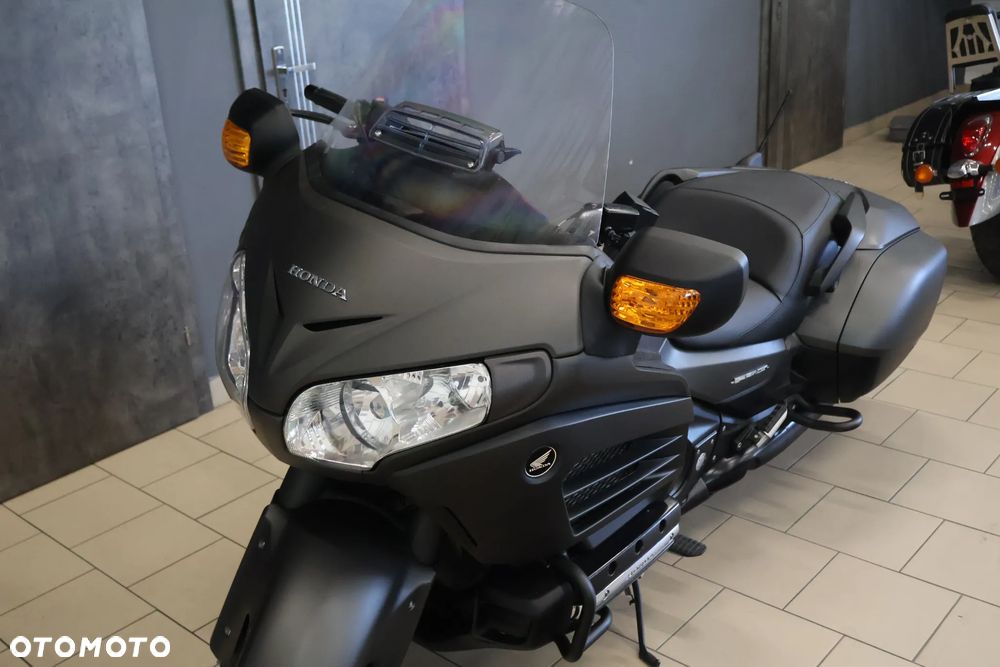 Honda GL - 5