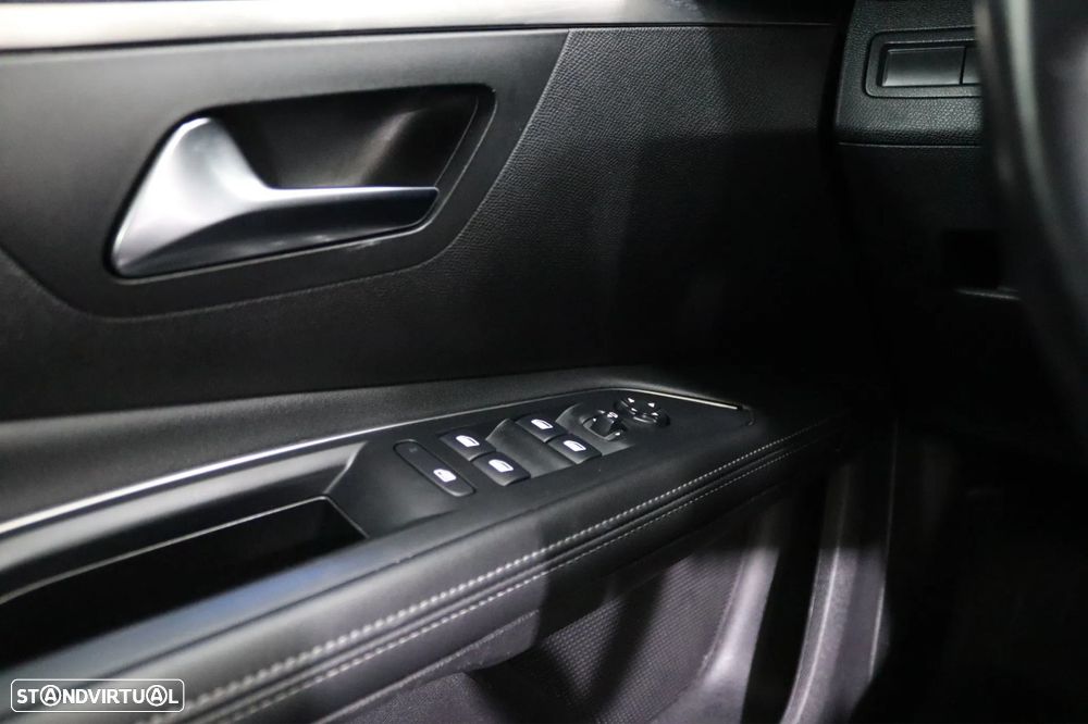 Peugeot 5008 - 11