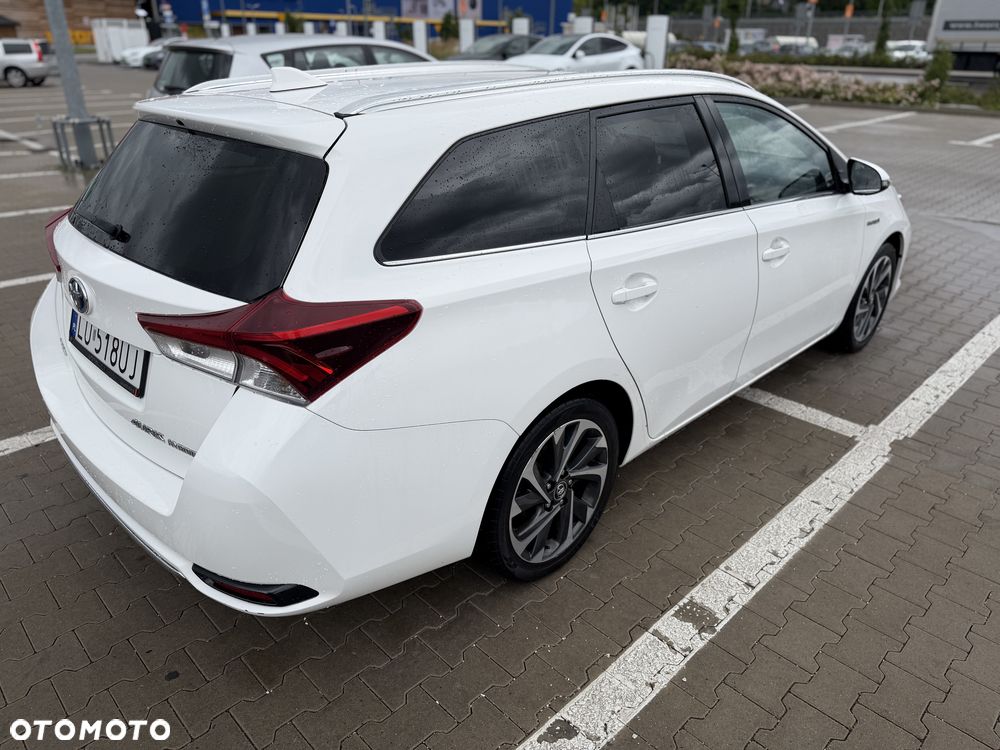 Toyota Auris 1.8 HSD Luna - 3