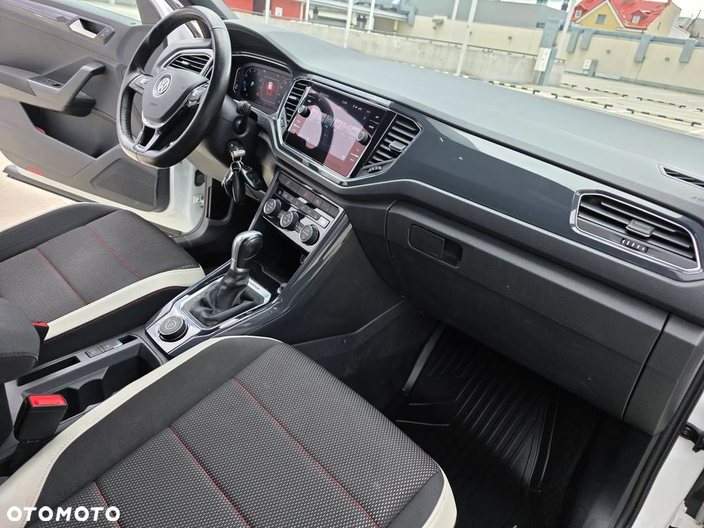 Volkswagen T-Roc 2.0 TSI OPF 4MOTION DSG R-Line - 17