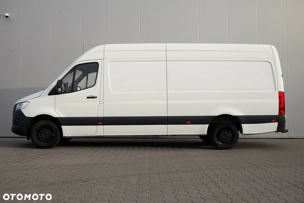 Mercedes-Benz Sprinter - 5