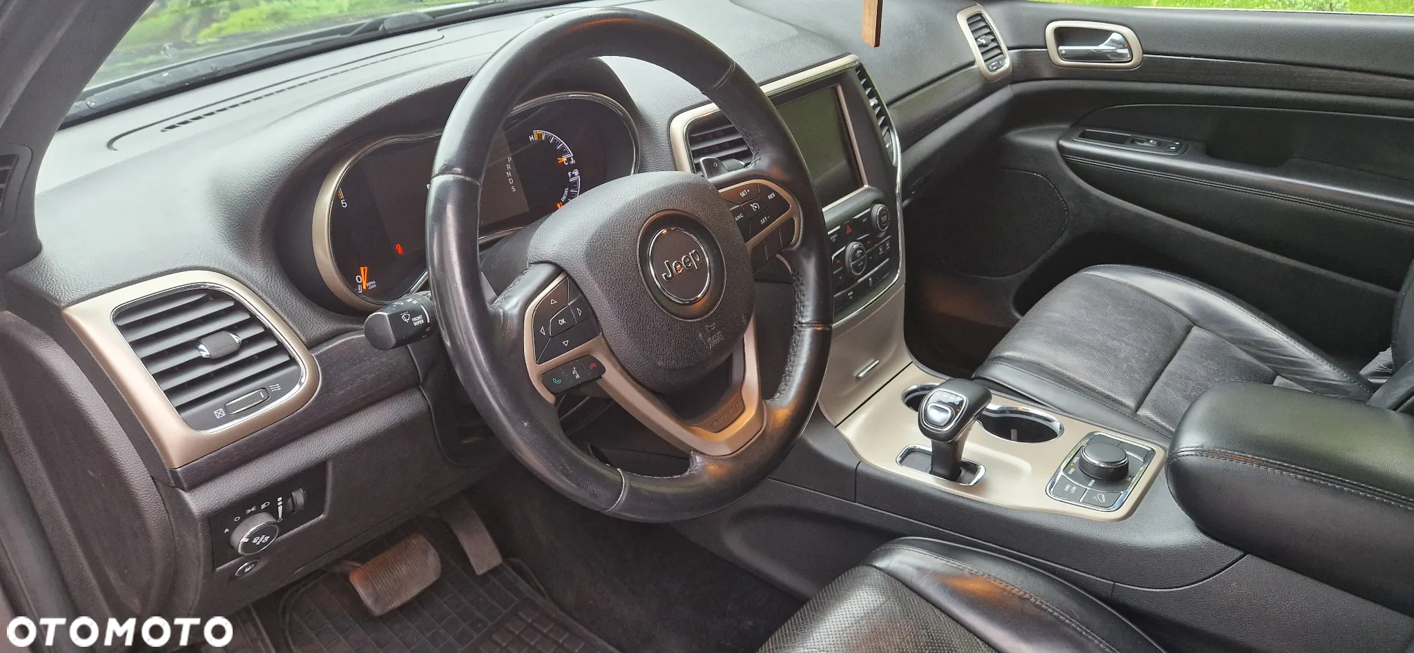 Jeep Grand Cherokee 3.0 CRD Laredo - 9