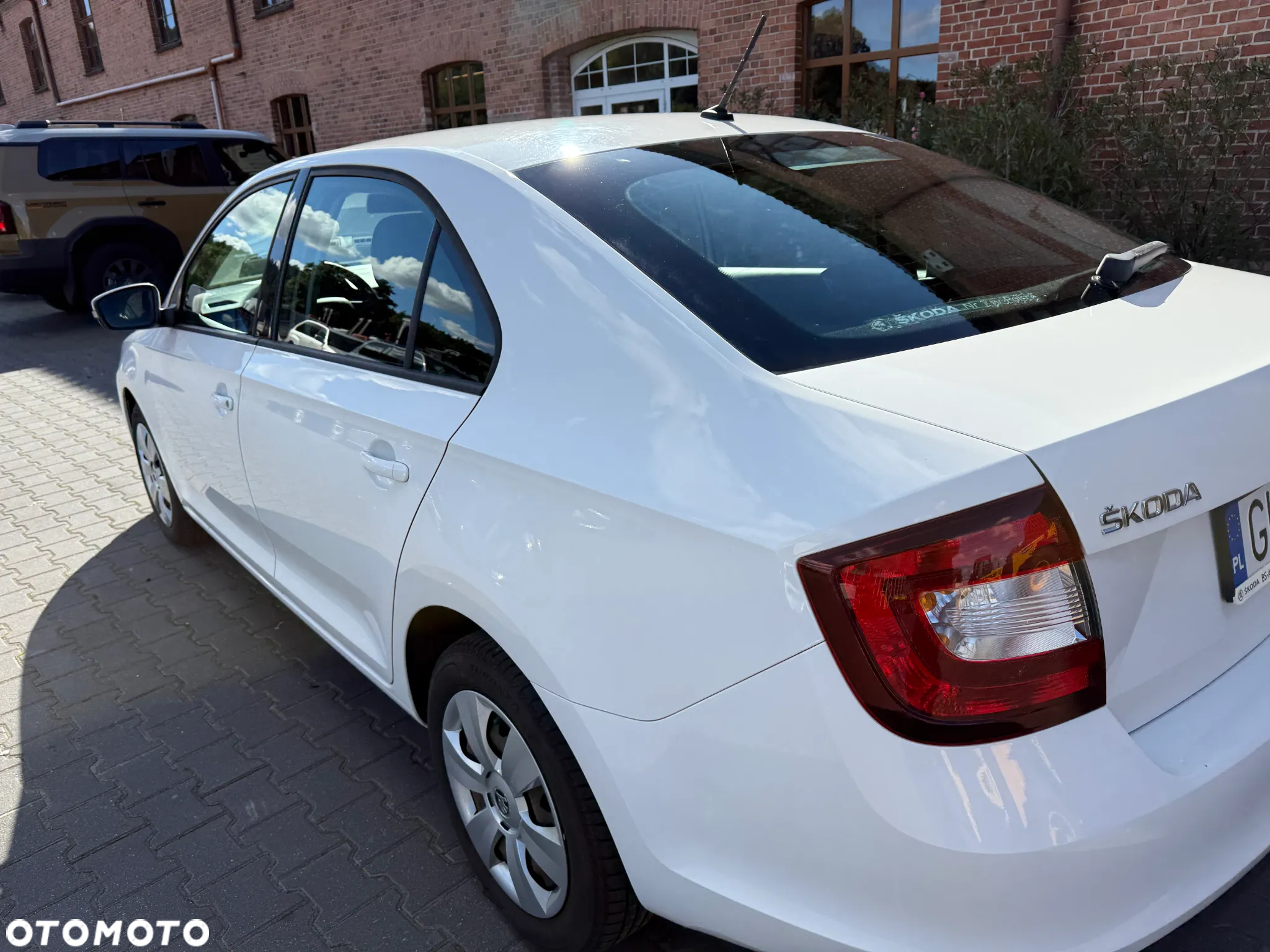 Skoda RAPID 1.6 TDI DPF Ambition - 15