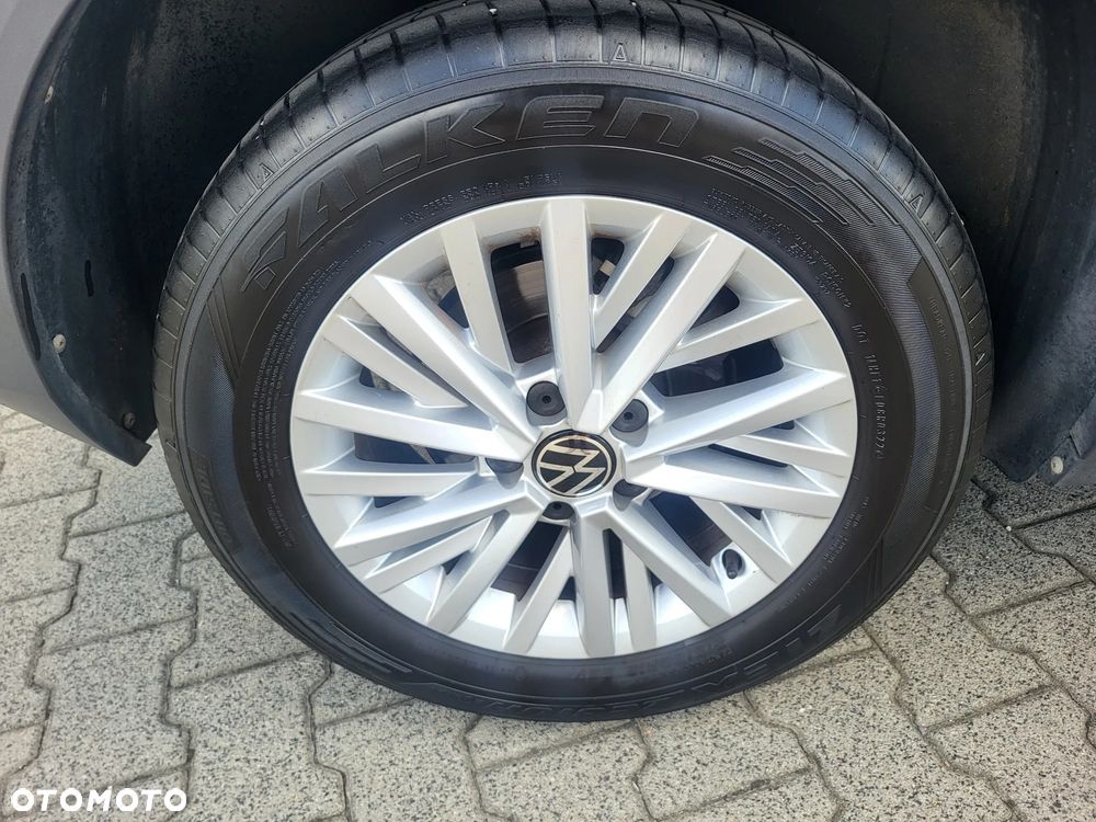 Volkswagen T-Roc 1.5 TSI Life - 23
