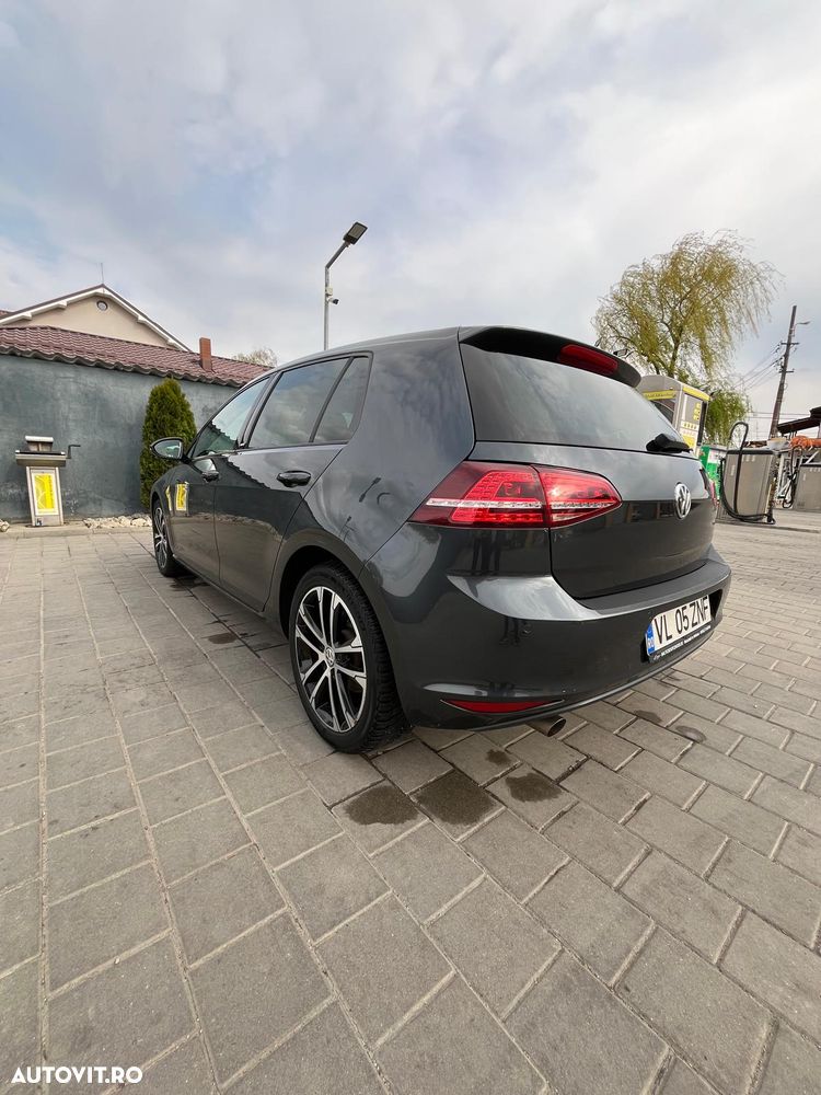 Volkswagen Golf 1.6 TDI BlueMotion Technology DSG Allstar - 4