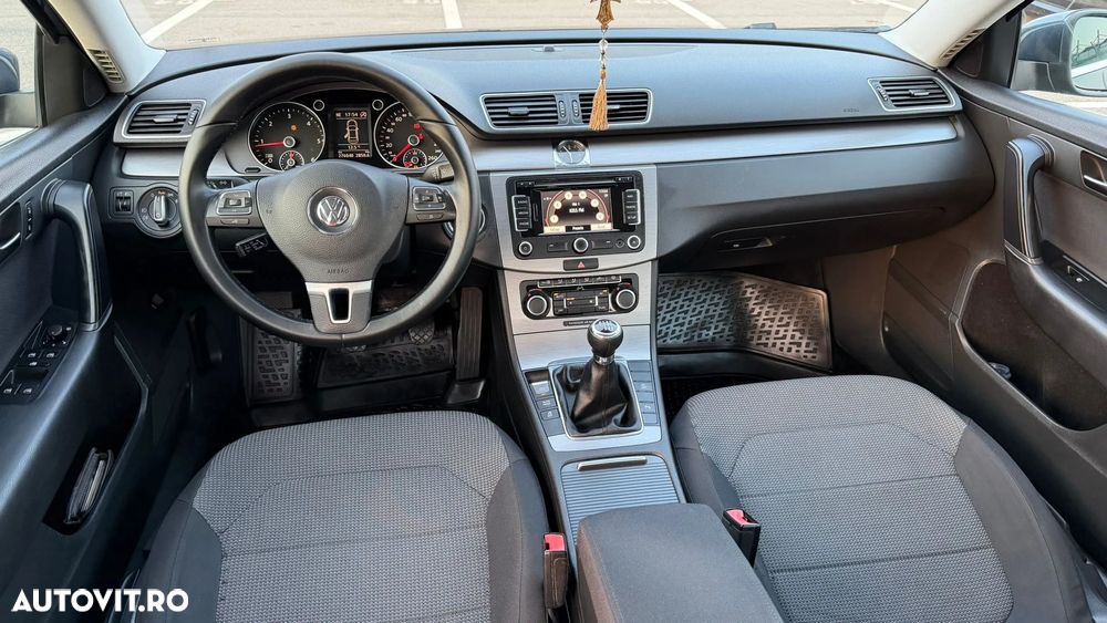 Volkswagen Passat 1.6 TDI BlueMotion Technology Highline - 5