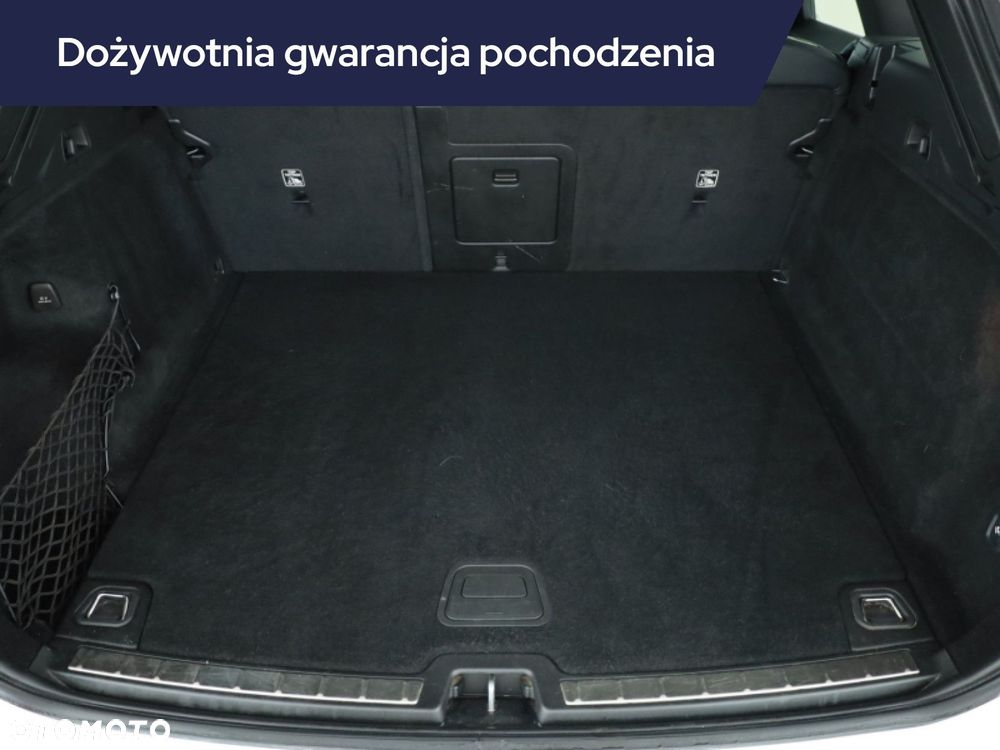 Volvo XC 60 - 21