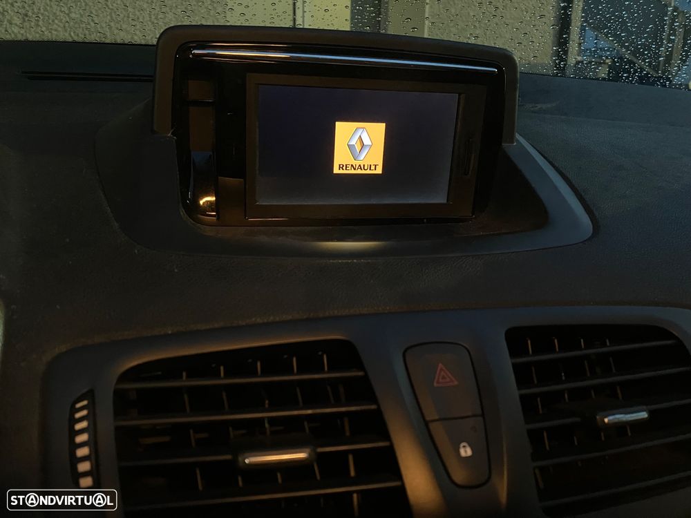 Renault Mégane 1.5 dCi Confort SS - 6