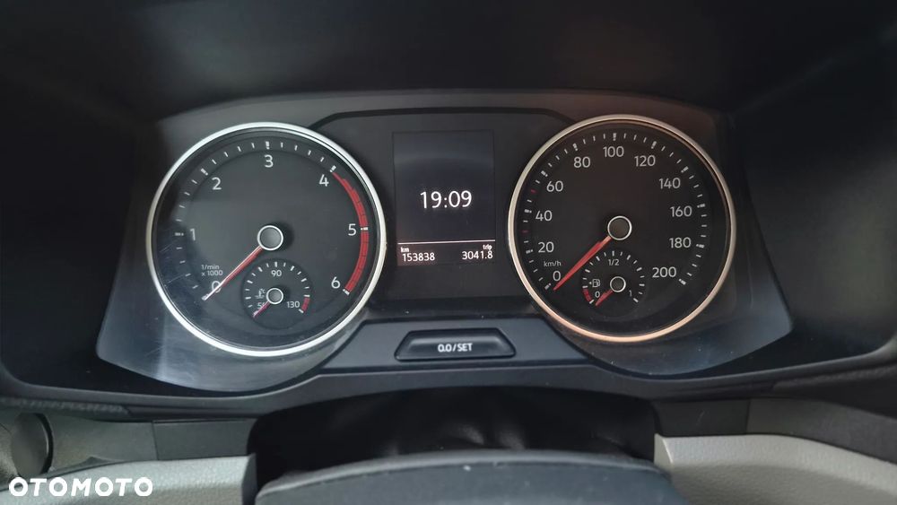 Volkswagen Crafter - 19