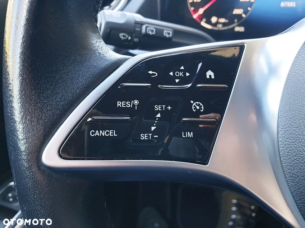 Mercedes-Benz Klasa B 200 d Progressive 8G-DCT - 28