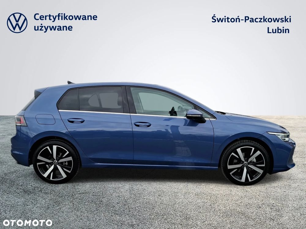 Volkswagen Golf - 6